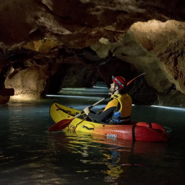 kayak-cuevas-san-jose
