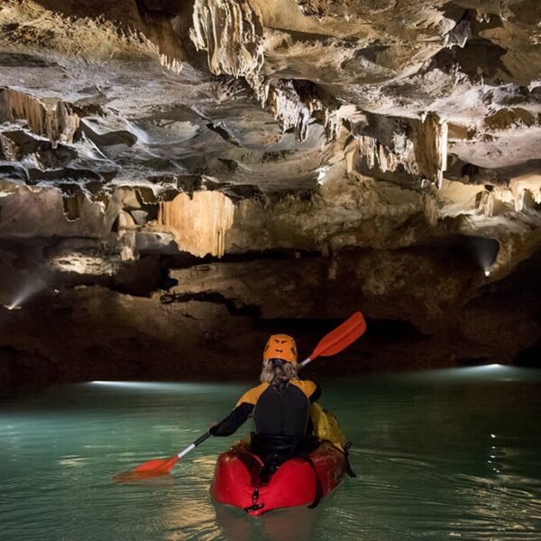 cuevas de san jose