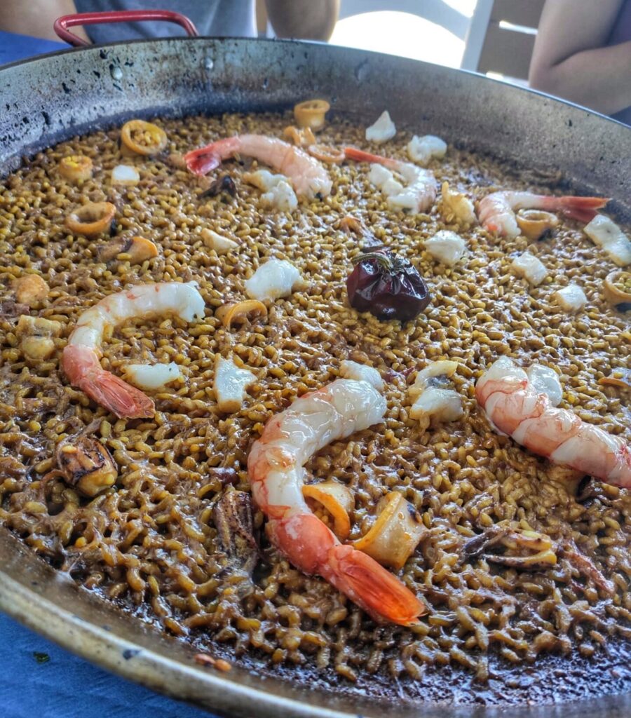 paella pescado