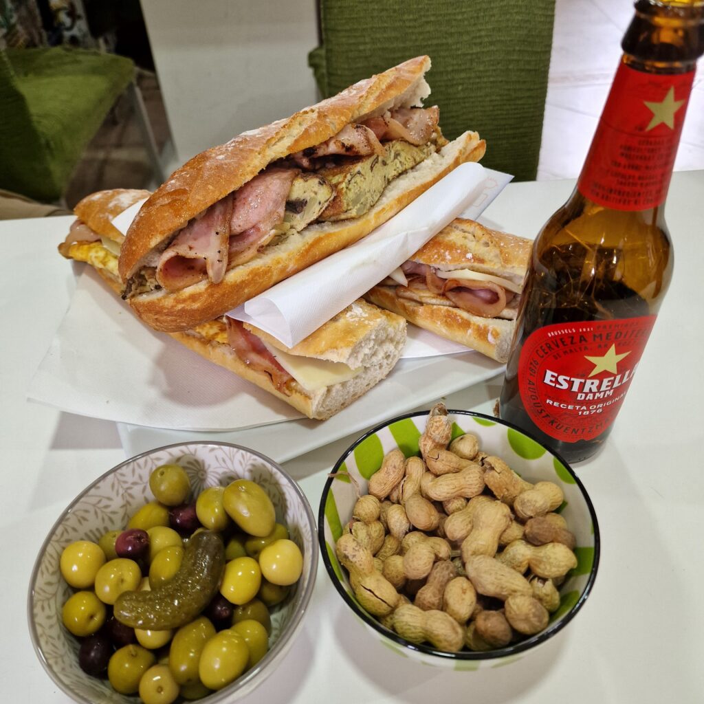 Authentic Valencian 'esmorzaret'