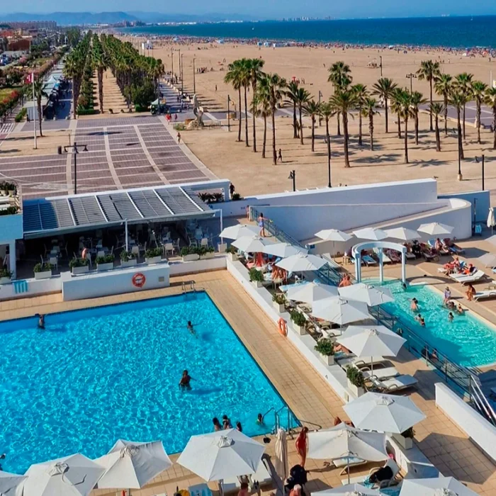 10 consejos imprescindibles para disfrutar de Valencia en verano ☀️