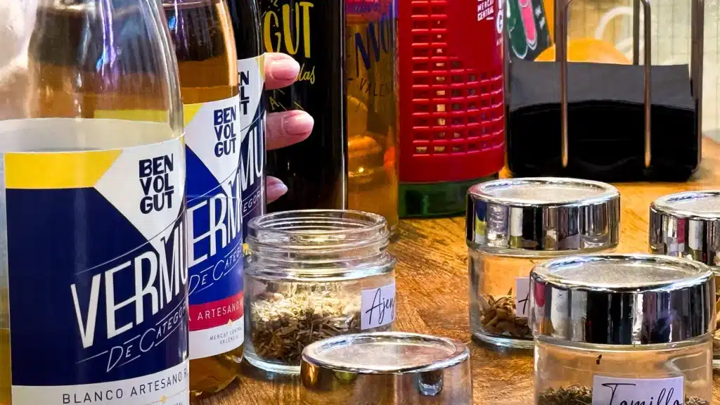 Cata de Vermuts artesanales durante el tour