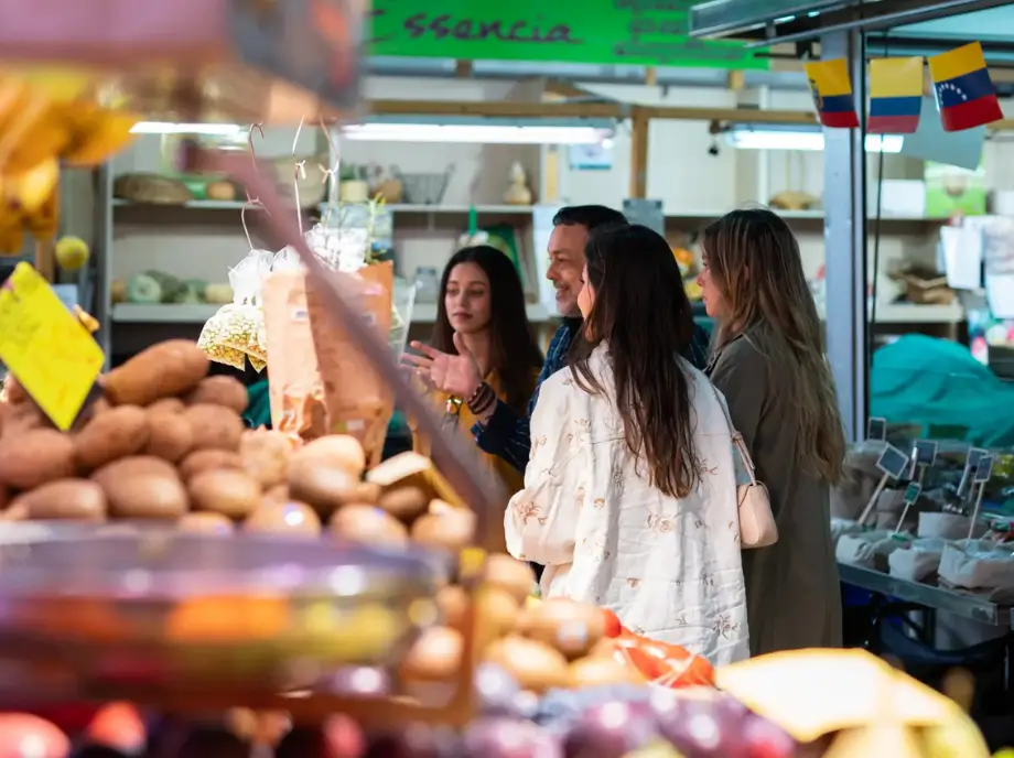 Compra de ingredientes Mercado de Ruzafa