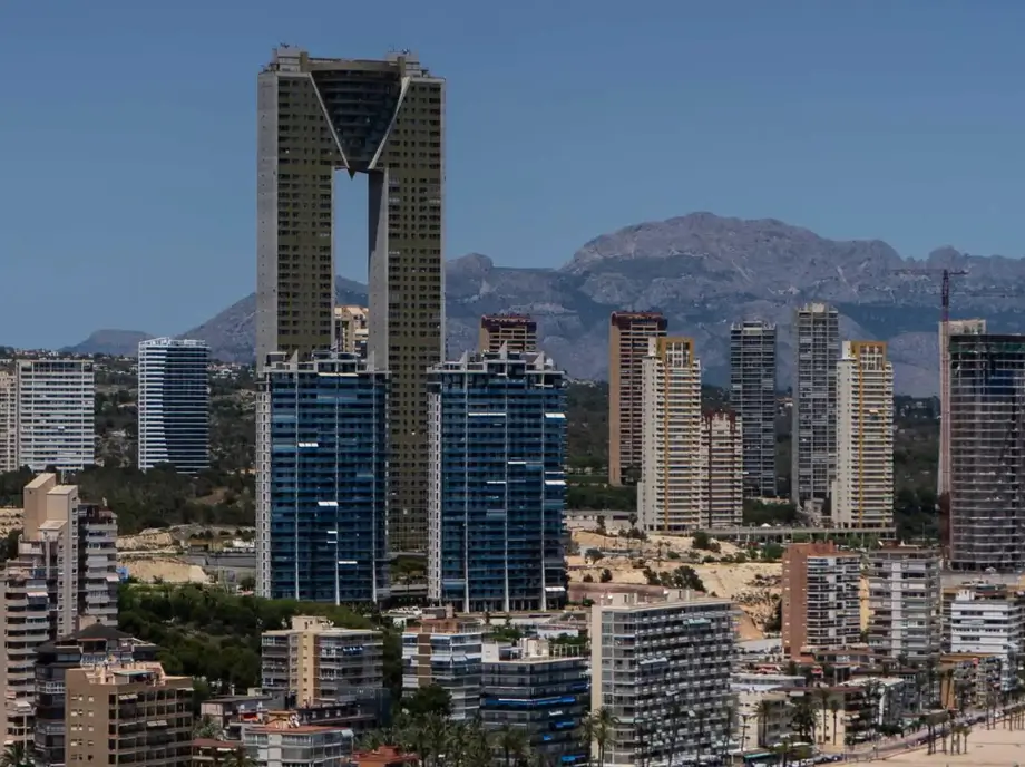 Edificio Intempo Benidorm: el rascacielos más alto de la Costa Blanca