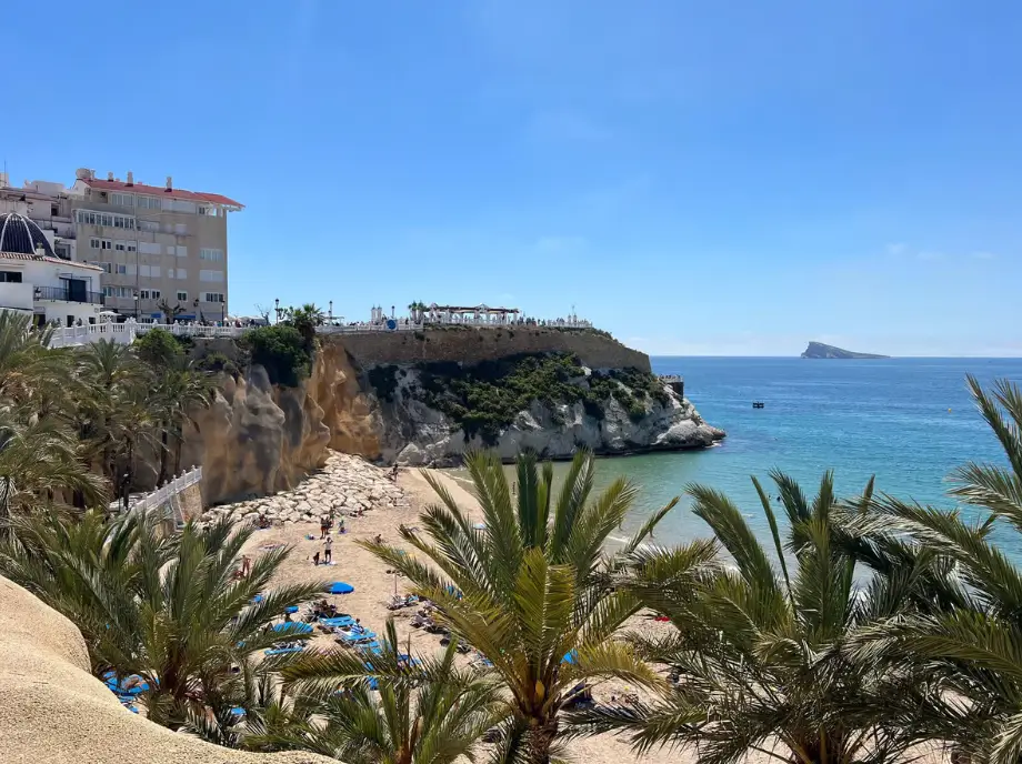 Playa de Altea Alicante: aguas cristalinas en la Costa Blanca
