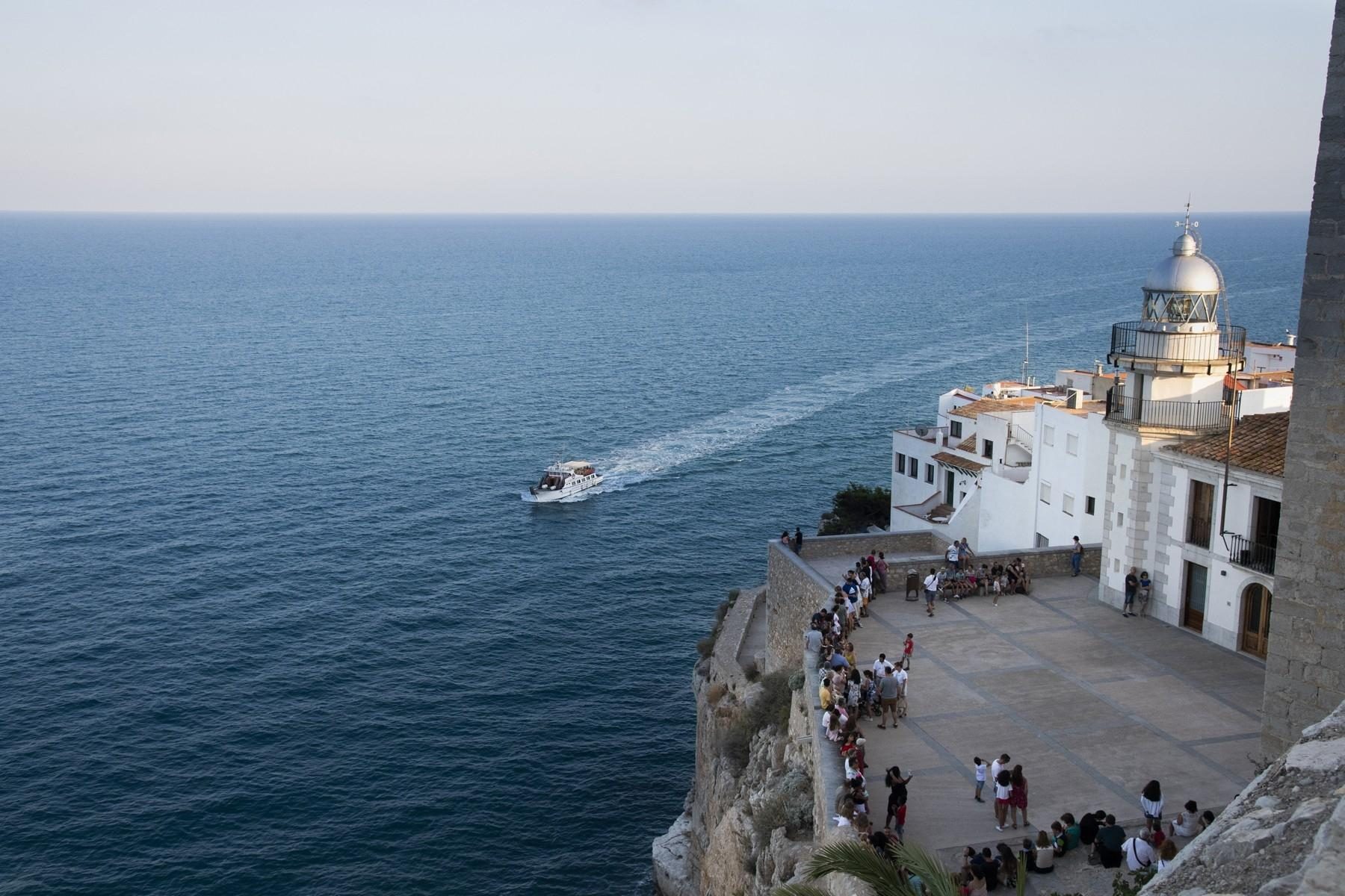 Murallas de Peñíscola con vistas al Mediterráneo
