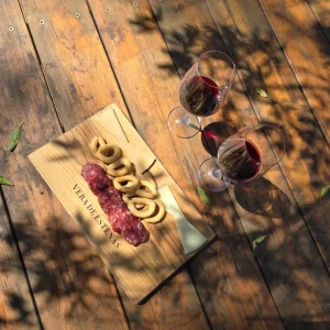 Excursion to Bodegas Utiel-Requena with tasting in the vineyard - EN